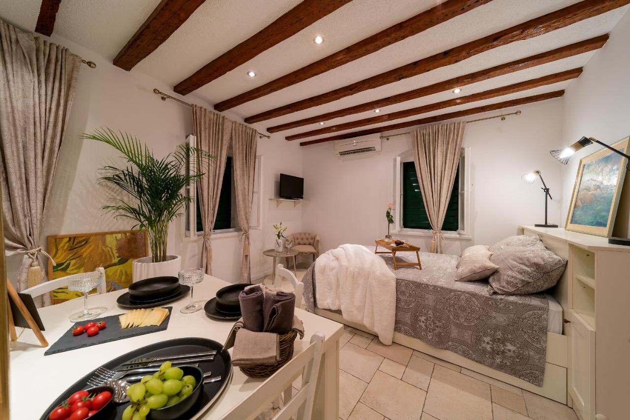 Charming Old Town Apartment Pjaca Split Zewnętrze zdjęcie