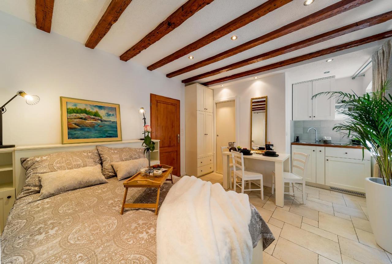 Charming Old Town Apartment Pjaca Split Zewnętrze zdjęcie