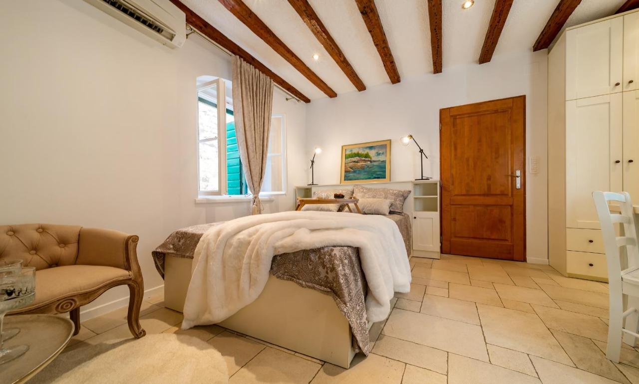 Charming Old Town Apartment Pjaca Split Zewnętrze zdjęcie